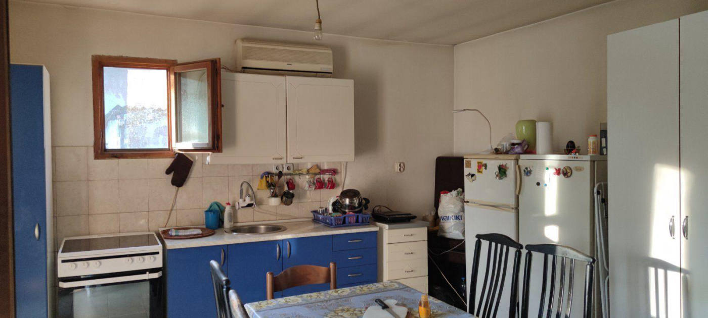 Будинок, 775 м², 83 213$ — FAKTOR